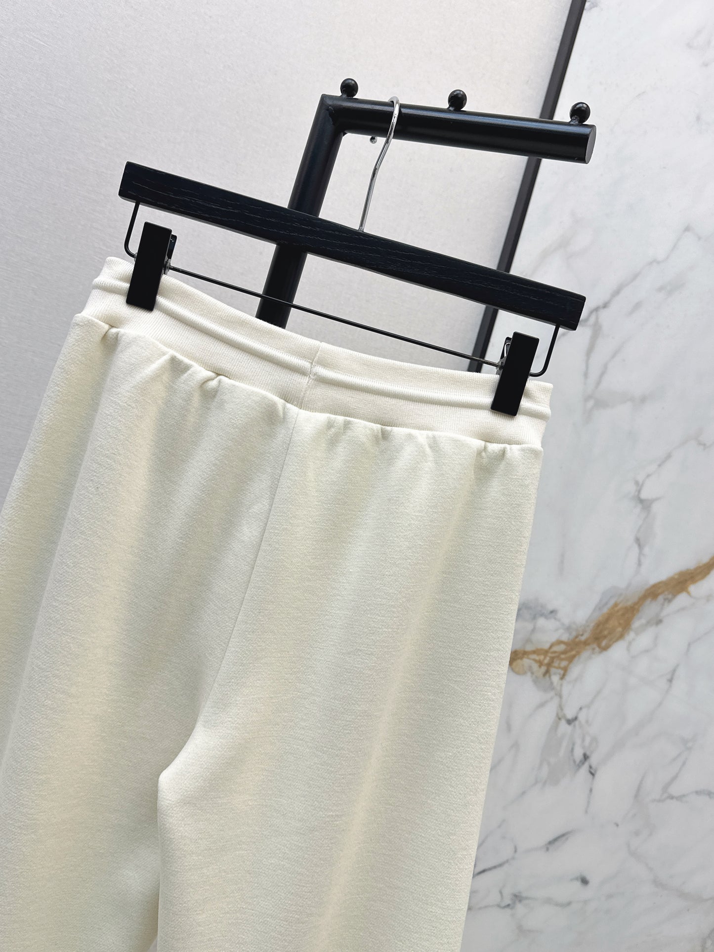 Loro 26ss causal pants