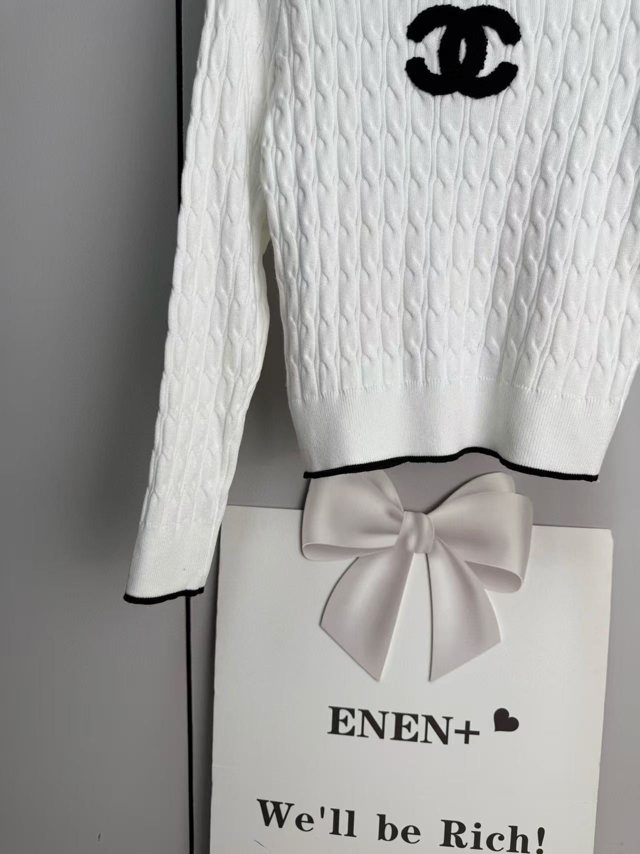 Chan 25fw knitted sweater