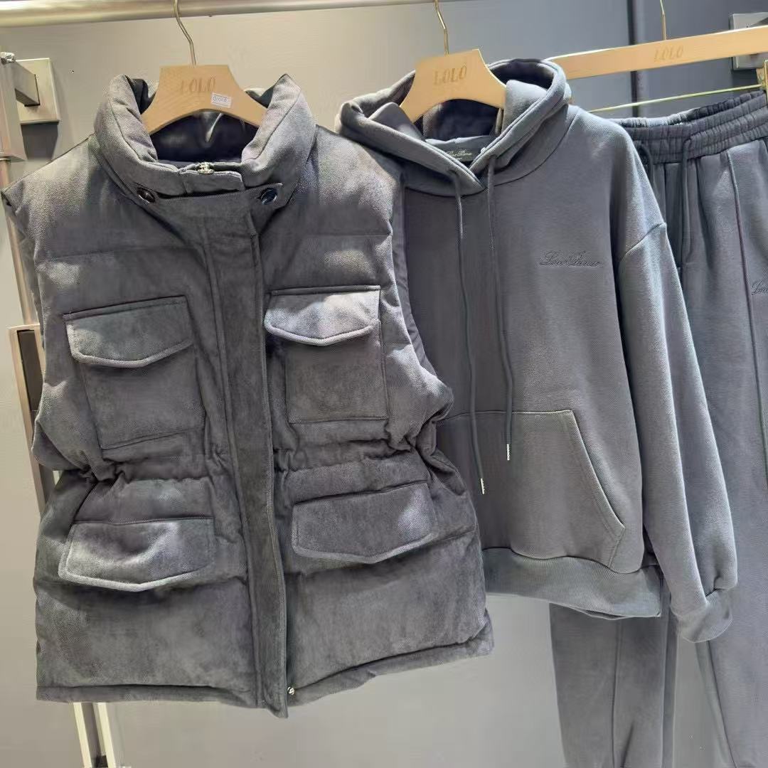 Loro 25fw vest hoodie pants set