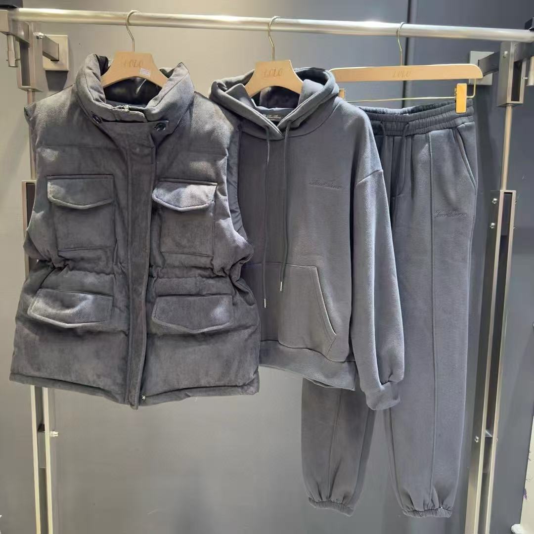 Loro 25fw vest hoodie pants set