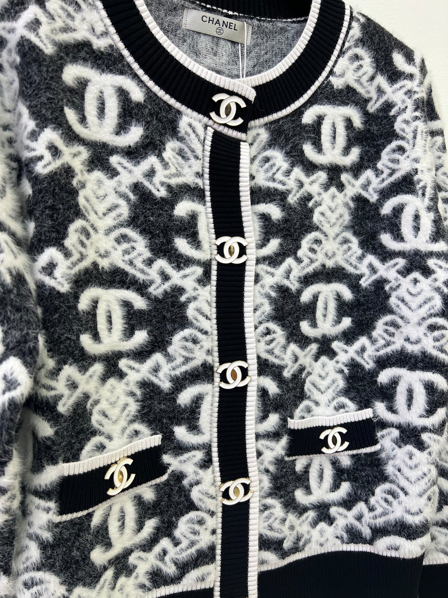 Chan 25fw knitted cardigan