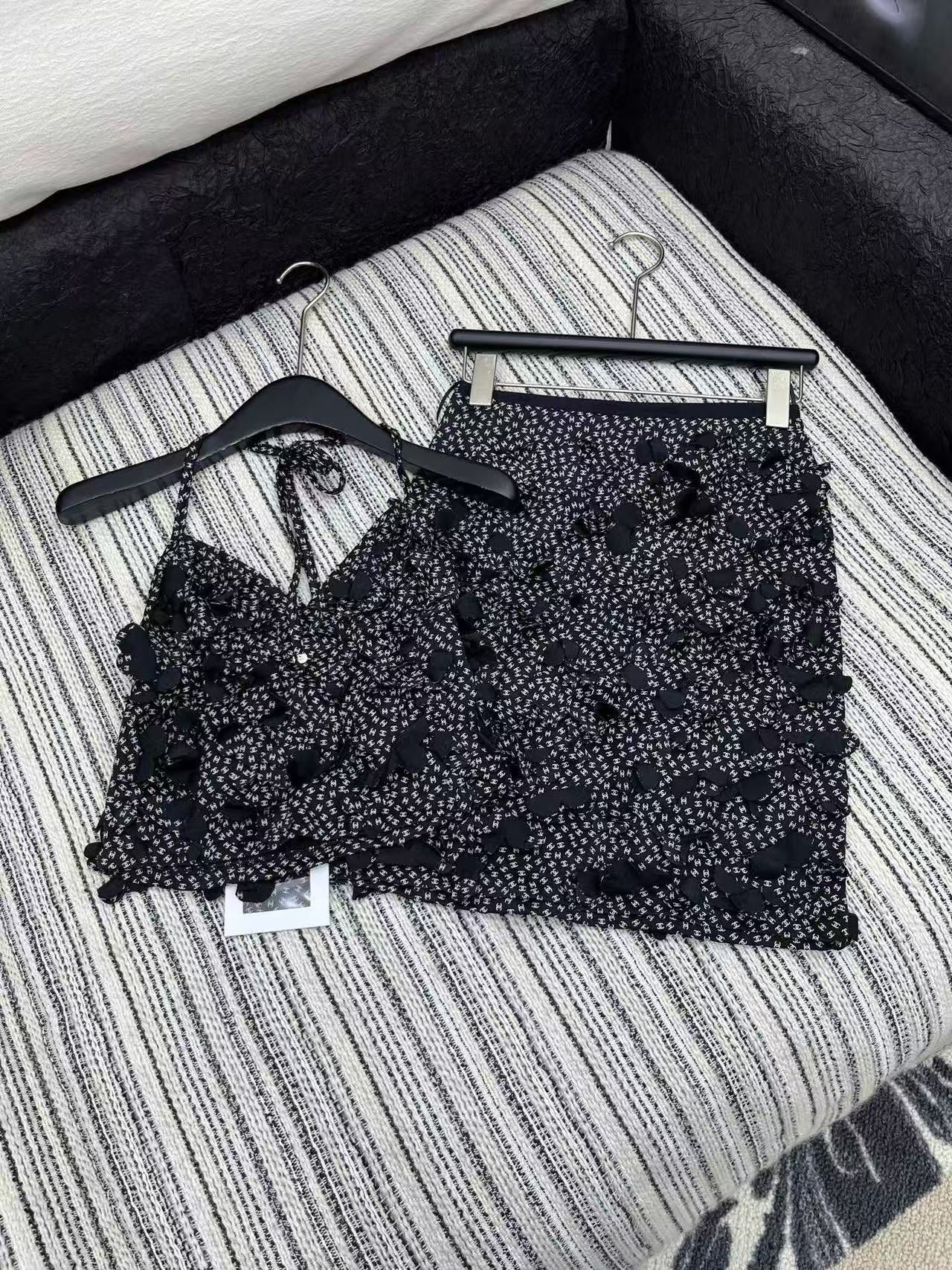 Chan 25ss camisole skirt set