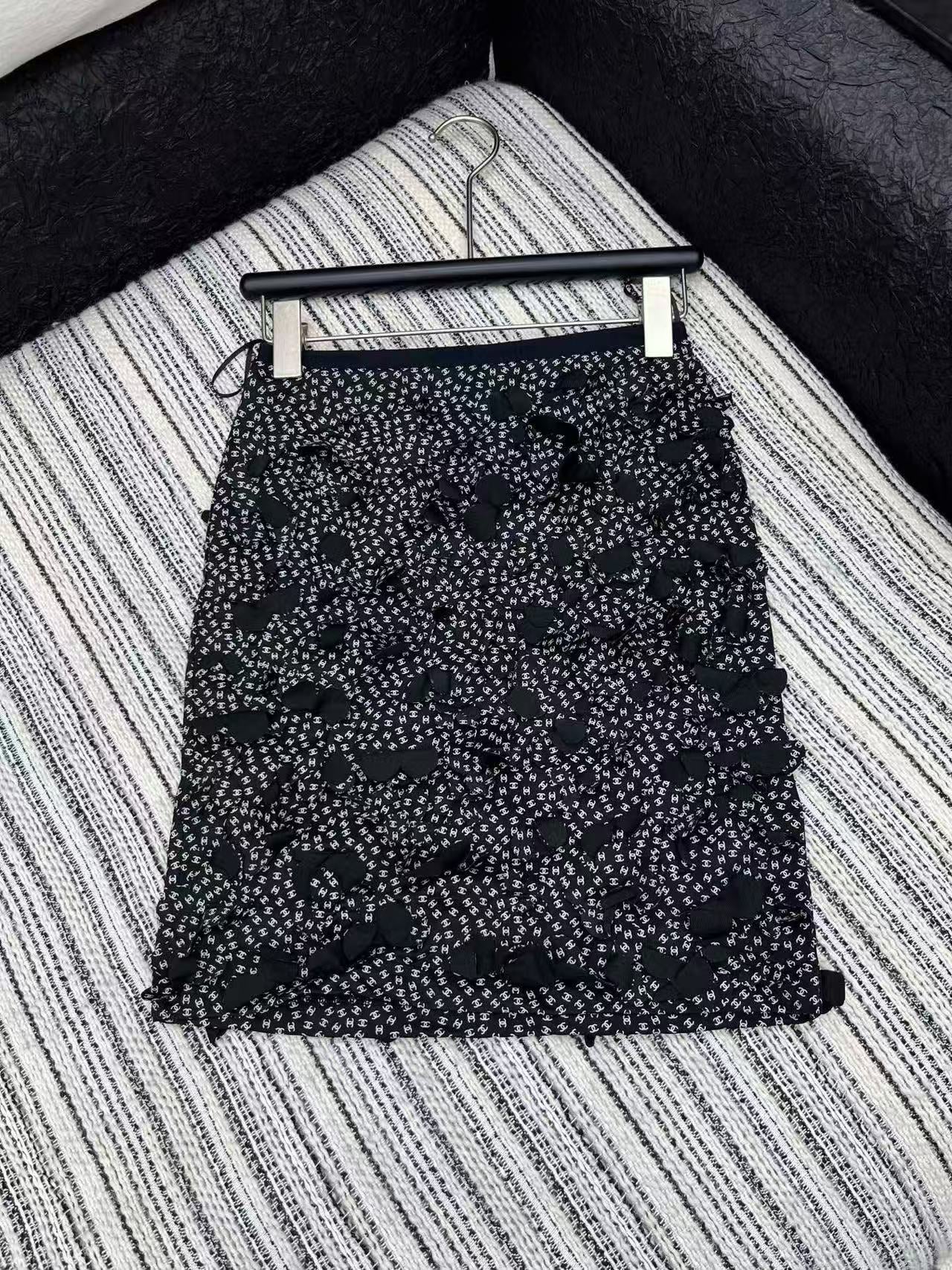 Chan 25ss camisole skirt set