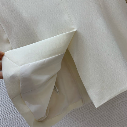 MCQ suit
