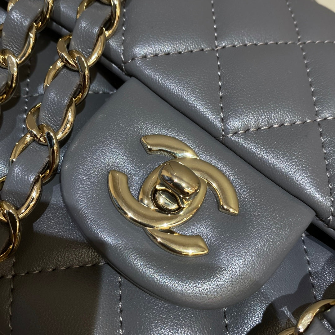 CH  SMALL CLASSIC HANDBAG 23 Lambskin High-grade Gray