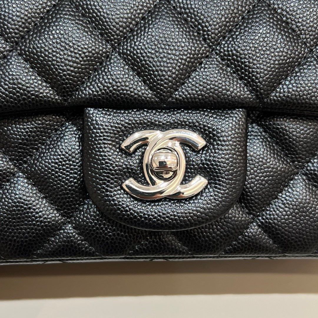 CH  MINI CLASSIC HANDBAG 20 Small Grained Calfskin Black