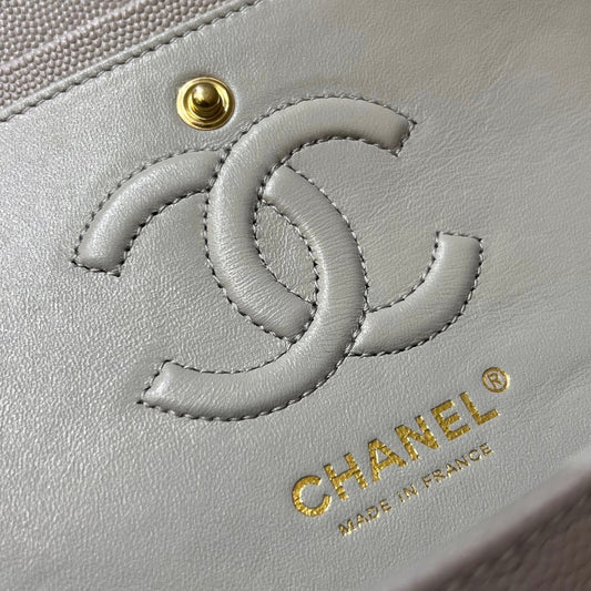 CH  SMALL CLASSIC HANDBAG 23 Small Grained Calfskin Elephant Gray