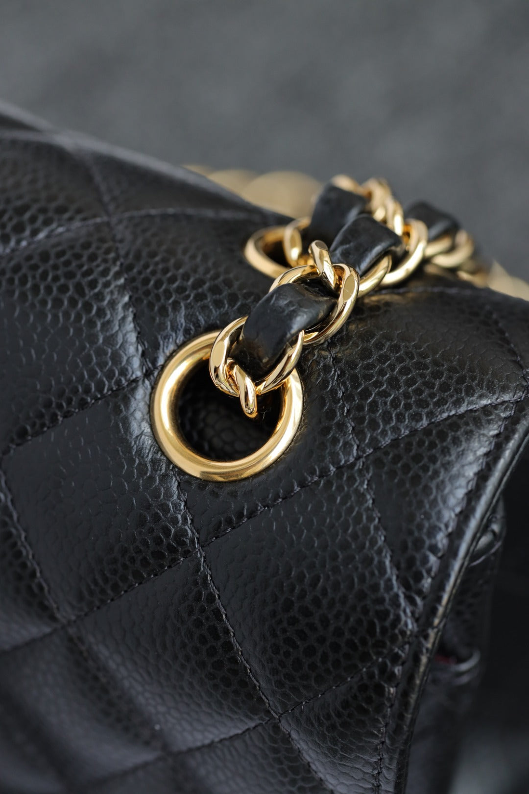 CH CLASSIC 11.12 HANDBAG 25.5 Grained Calfskin Black