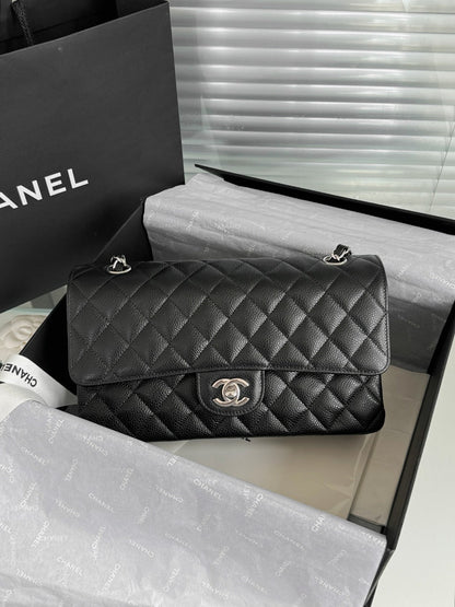 CH CLASSIC 11.12 HANDBAG 25.5 Grained Calfskin Black