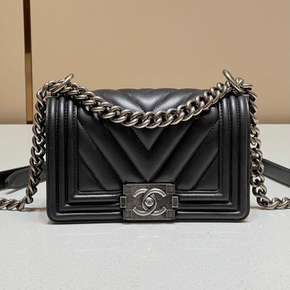 CH SMALL BOY HANDBAG 20 Calfskin V Pattern Black