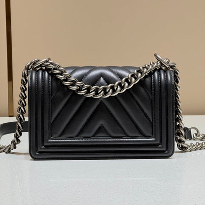 CH SMALL BOY HANDBAG 20 Calfskin V Pattern Black