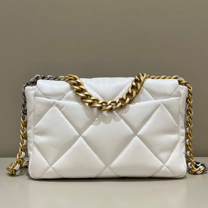 CH  19 LARGE HANDBAG 30  Lambskin White