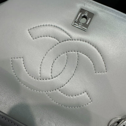 CH FLAP BAG WITH TOP HANDLE Trendy cc Lambskin Dove Gray