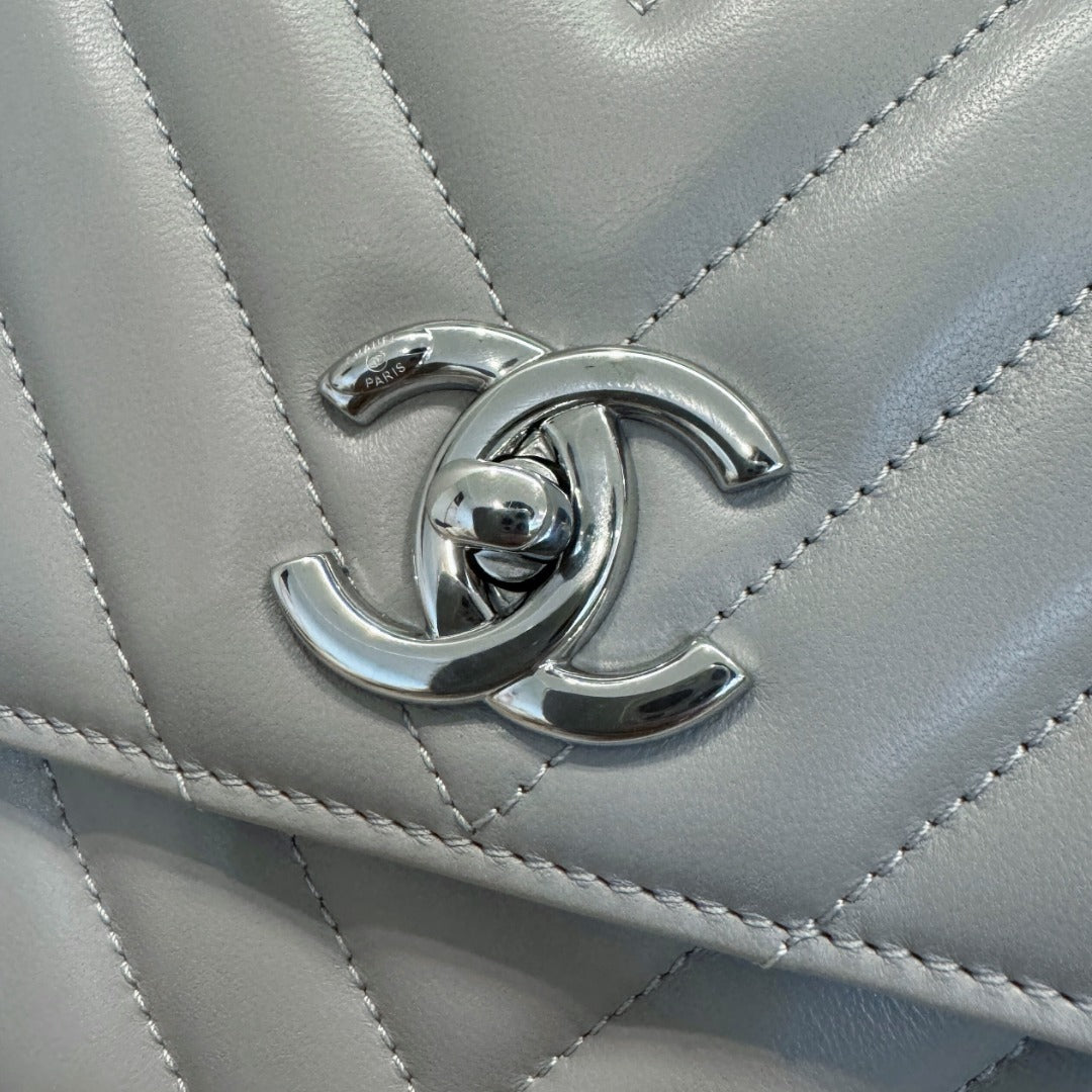 CH FLAP BAG WITH TOP HANDLE Trendy cc Lambskin Dove Gray
