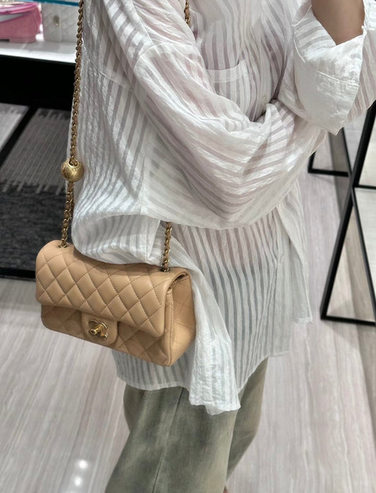 CH CF20 Golden Globe CLASSIC HANDBAG  Lambskin Milk tea color