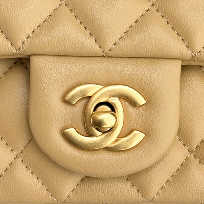 CH CF20 Golden Globe CLASSIC HANDBAG  Lambskin Milk tea color