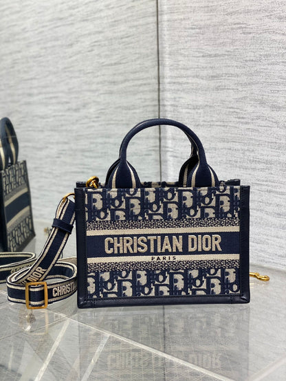 DO  Book Tote Bag Blue Di0r Oblique Embroidery and Calfskin