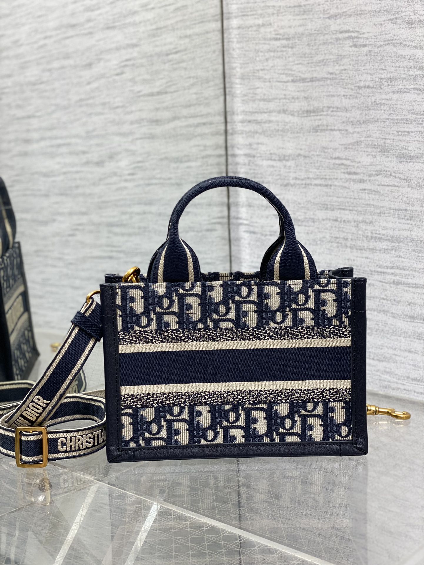 DO  Book Tote Bag Blue Di0r Oblique Embroidery and Calfskin