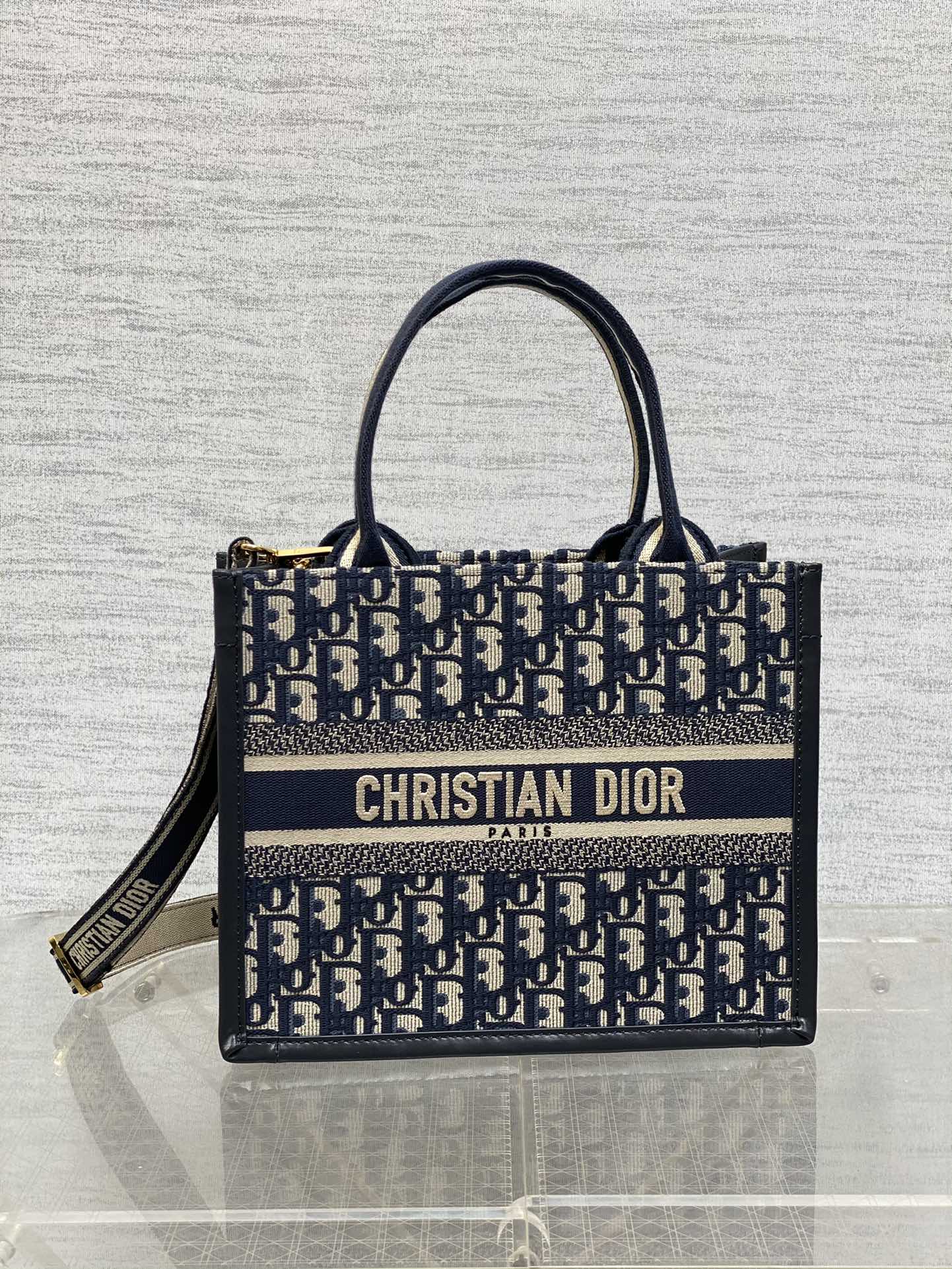 DO  Book Tote Bag Blue Di0r Oblique Embroidery and Calfskin