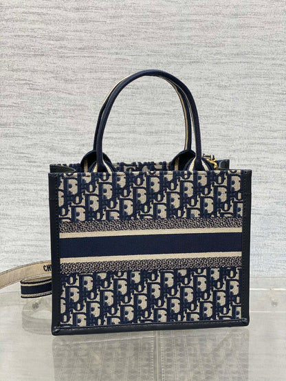 DO  Book Tote Bag Blue Di0r Oblique Embroidery and Calfskin