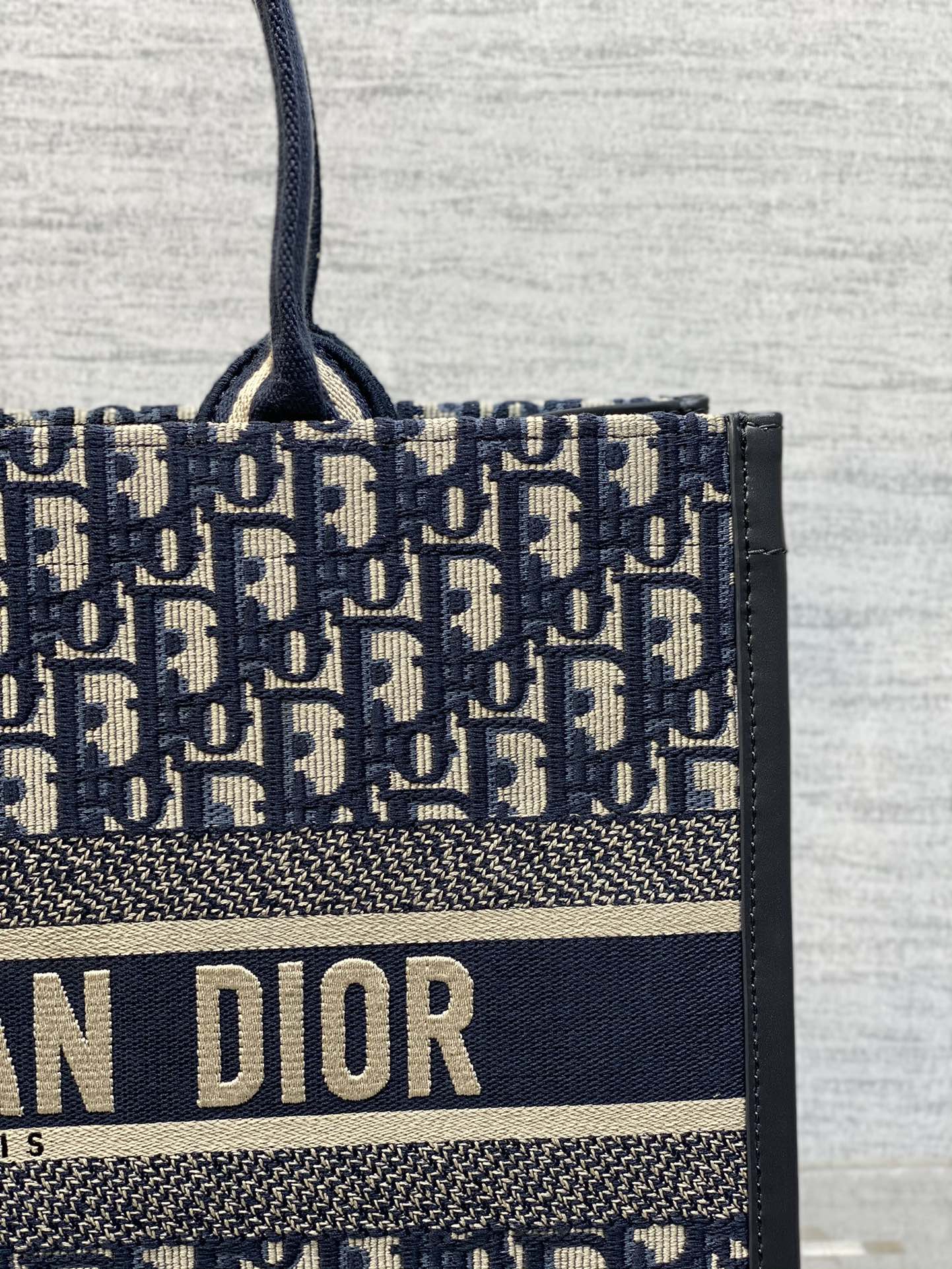 DO  Book Tote Bag Blue Di0r Oblique Embroidery and Calfskin
