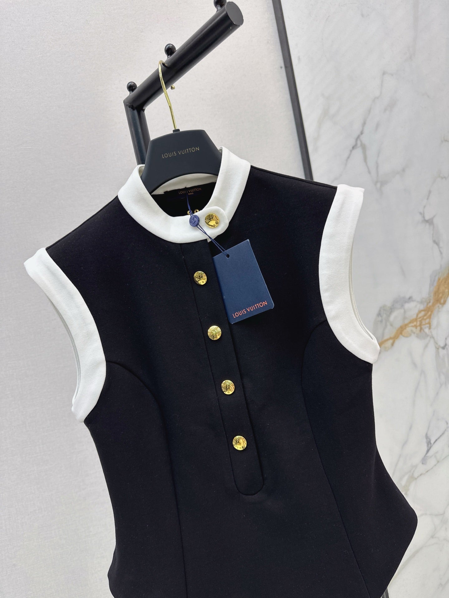 L 25ss vest