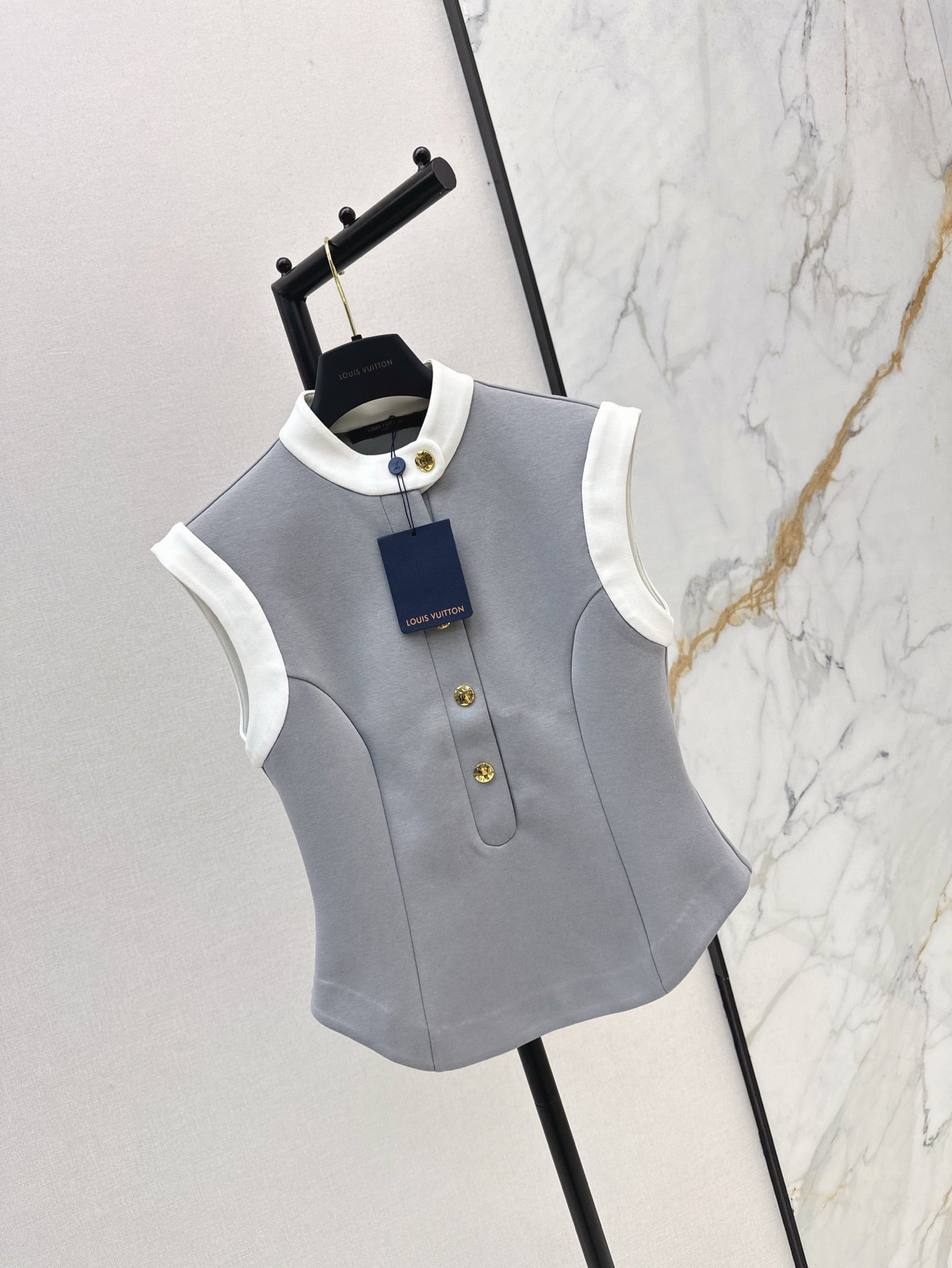L 25ss vest