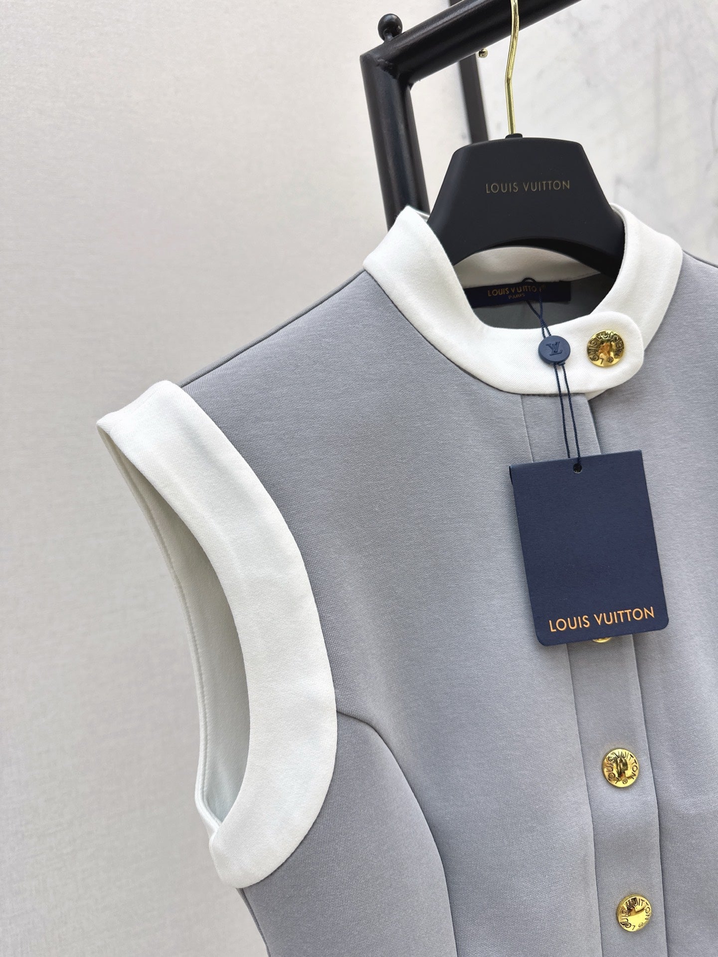 L 25ss vest