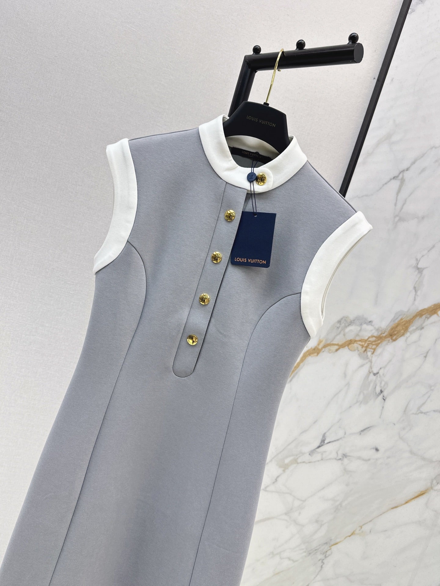 L 25ss sleeveless shirt dress