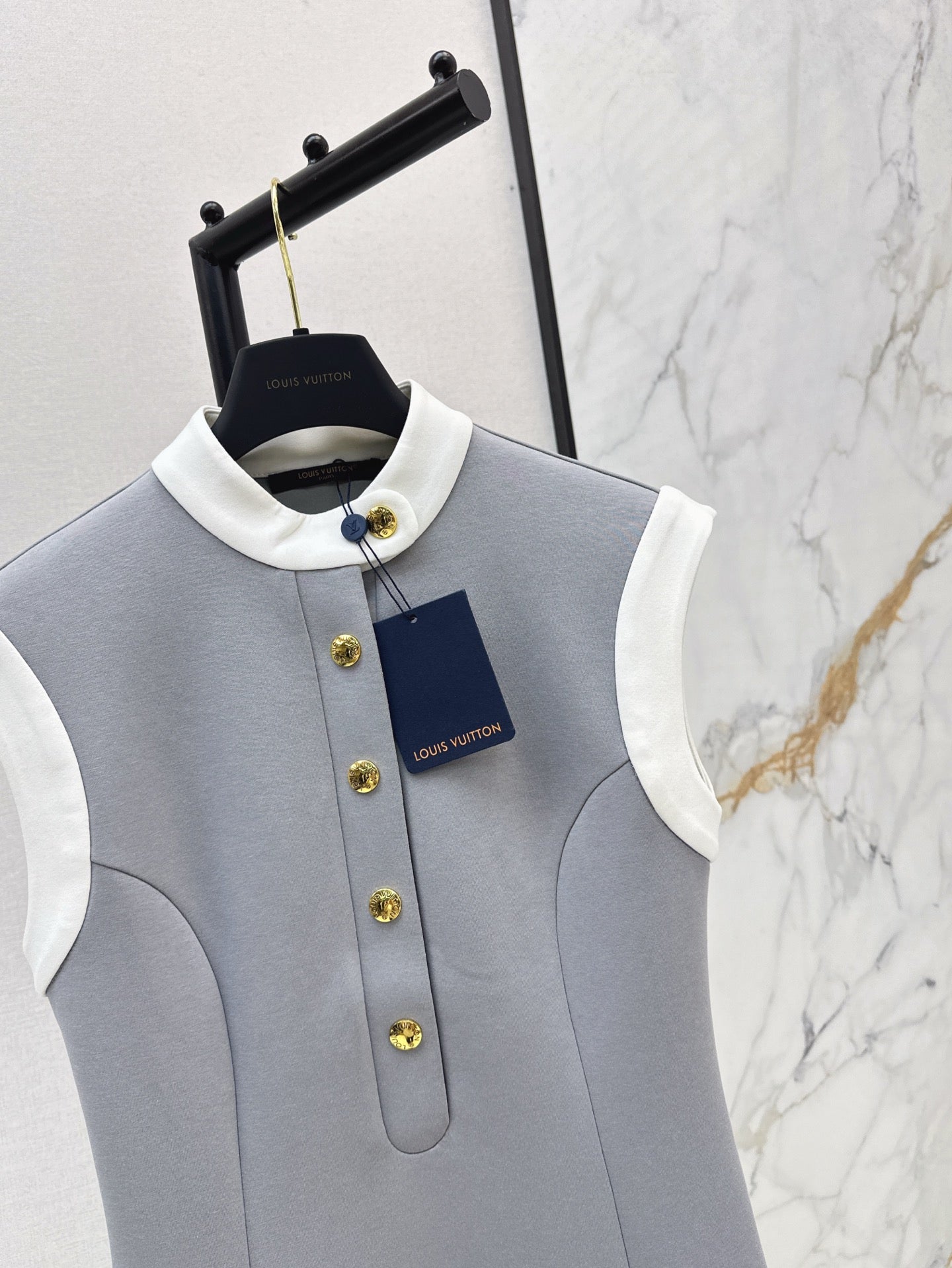 L 25ss sleeveless shirt dress