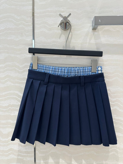 m 25ss pleated skirt