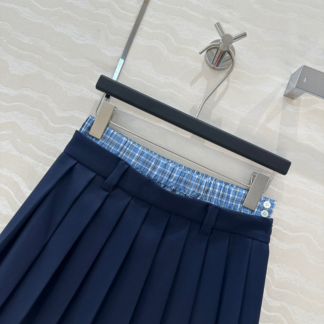 m 25ss pleated skirt