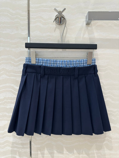 m 25ss pleated skirt
