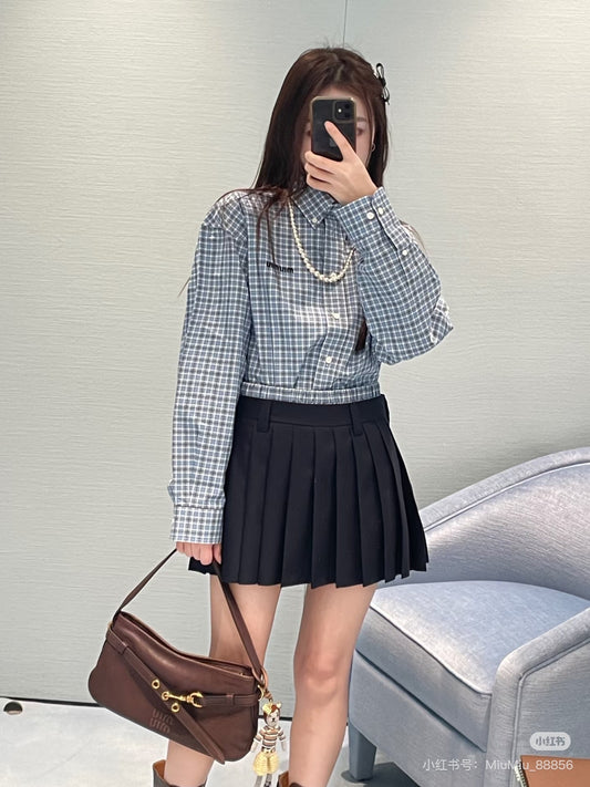 m 25ss pleated skirt
