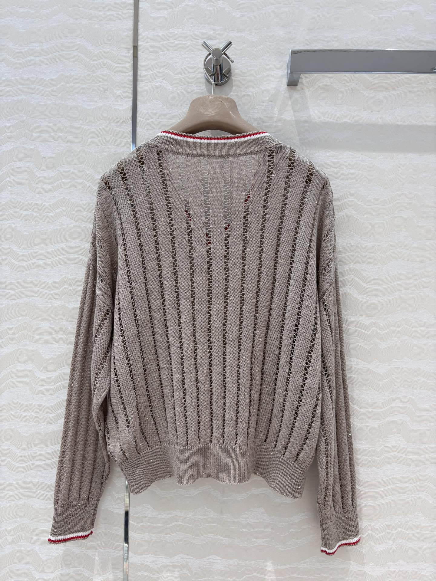 Bru v neck knitted sweater