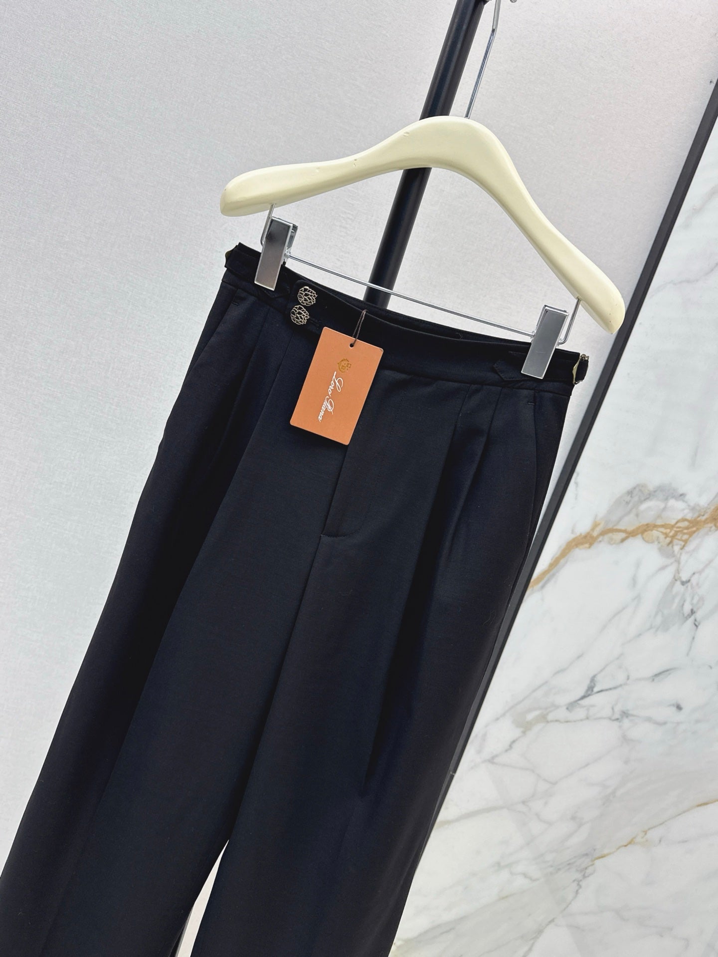 Lo 25ss suit pants