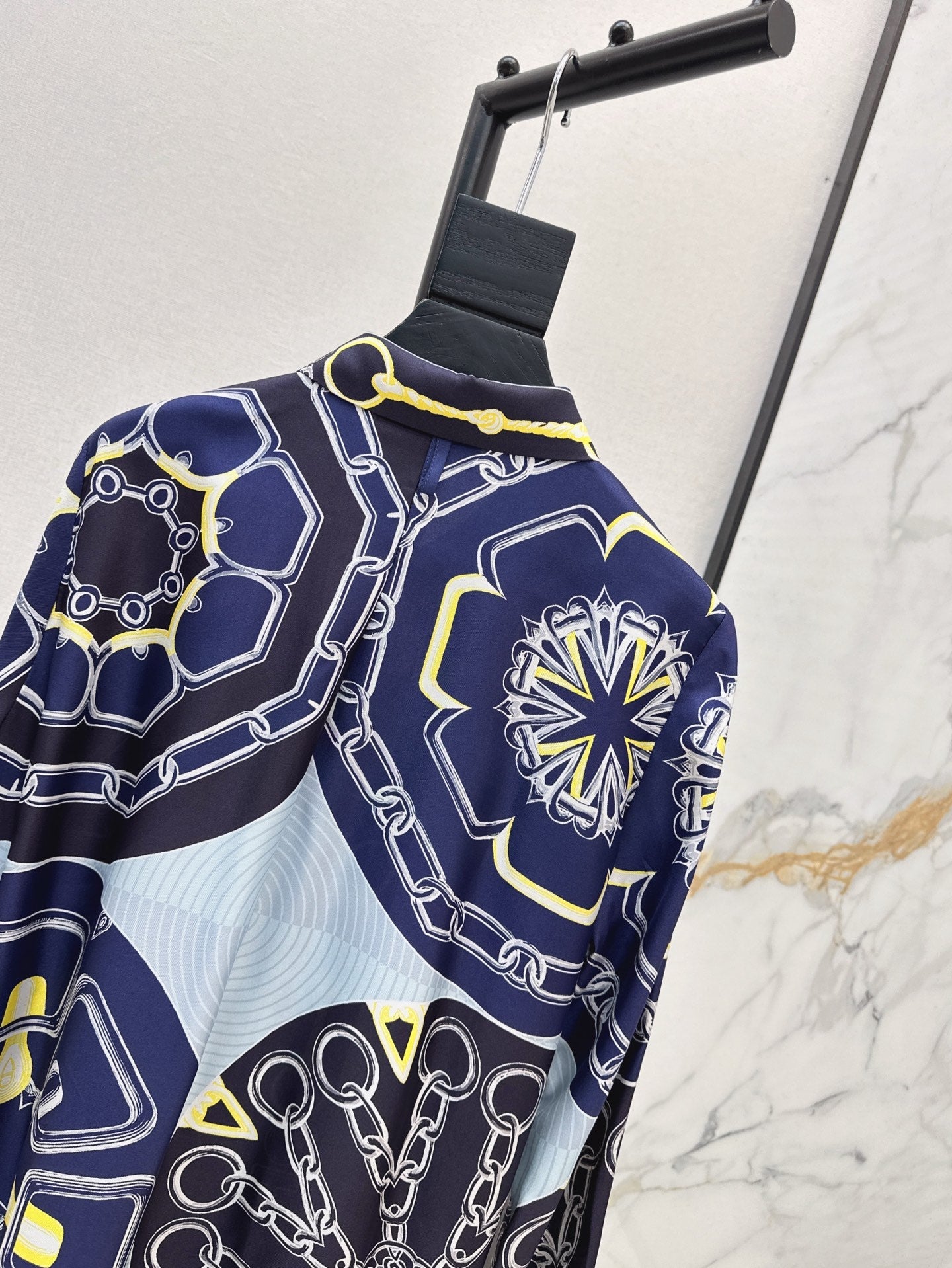 H 25ss silk buttons shirt
