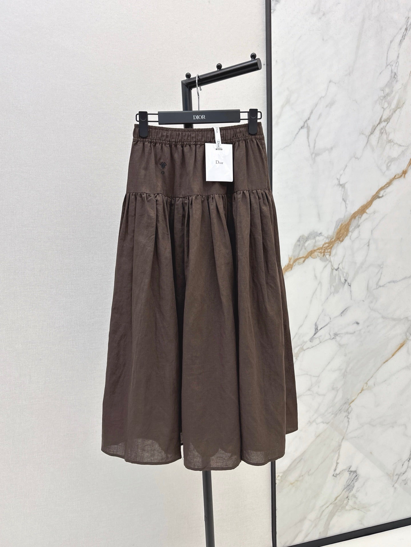 D 25ss embroidered skirt