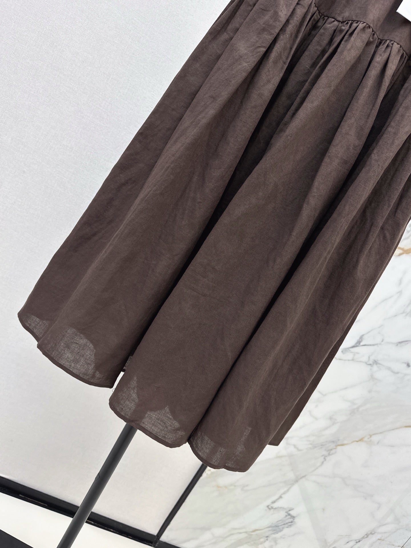 D 25ss embroidered skirt