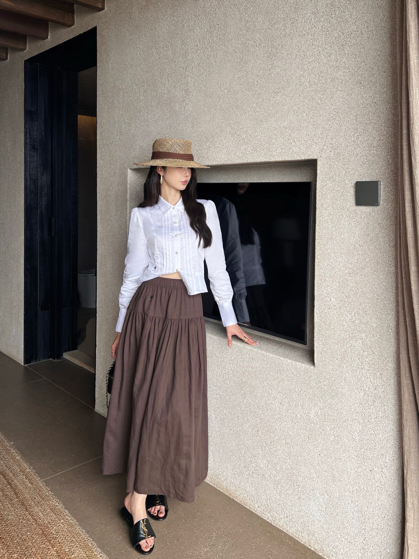 D 25ss embroidered skirt