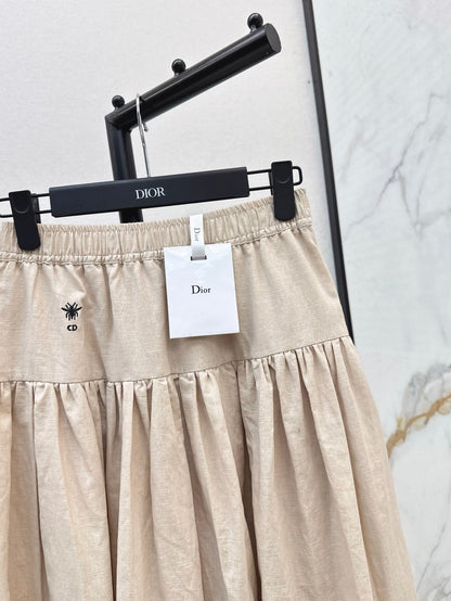 D 25ss embroidered skirt