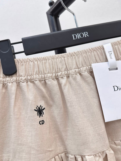 D 25ss embroidered skirt