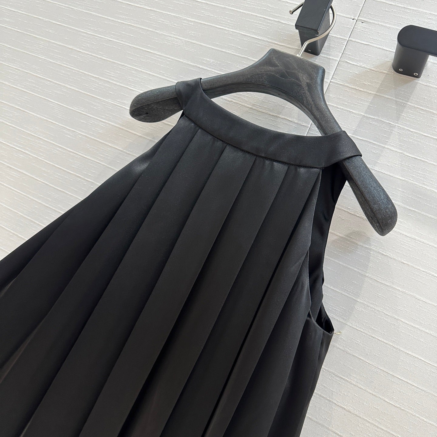 Lo 25ss sleeveless dress