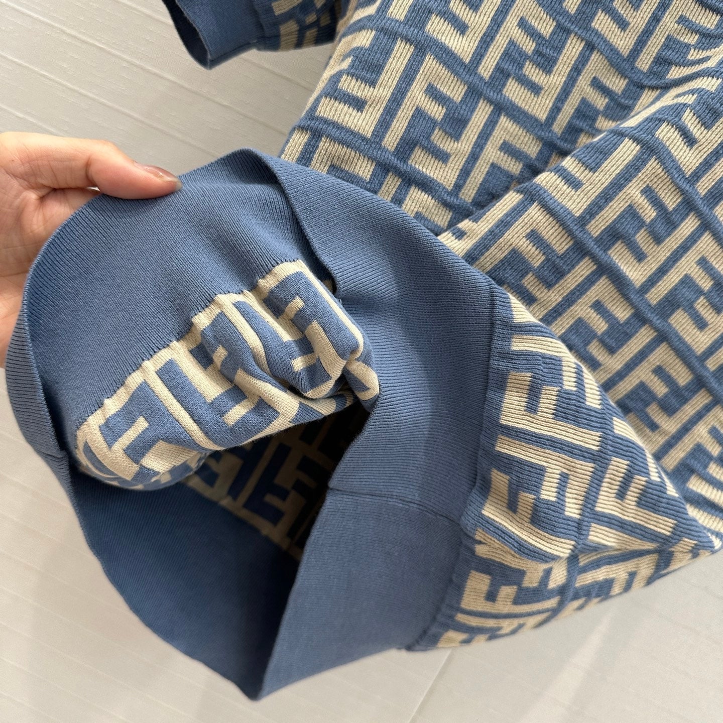 fe 25ss knitted crop t-shirt