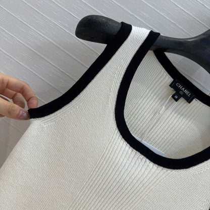 ch 25ss knitted vest