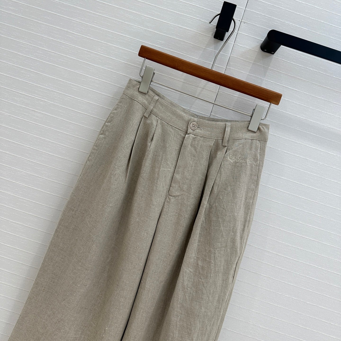 Lo 25ss wide leg pants