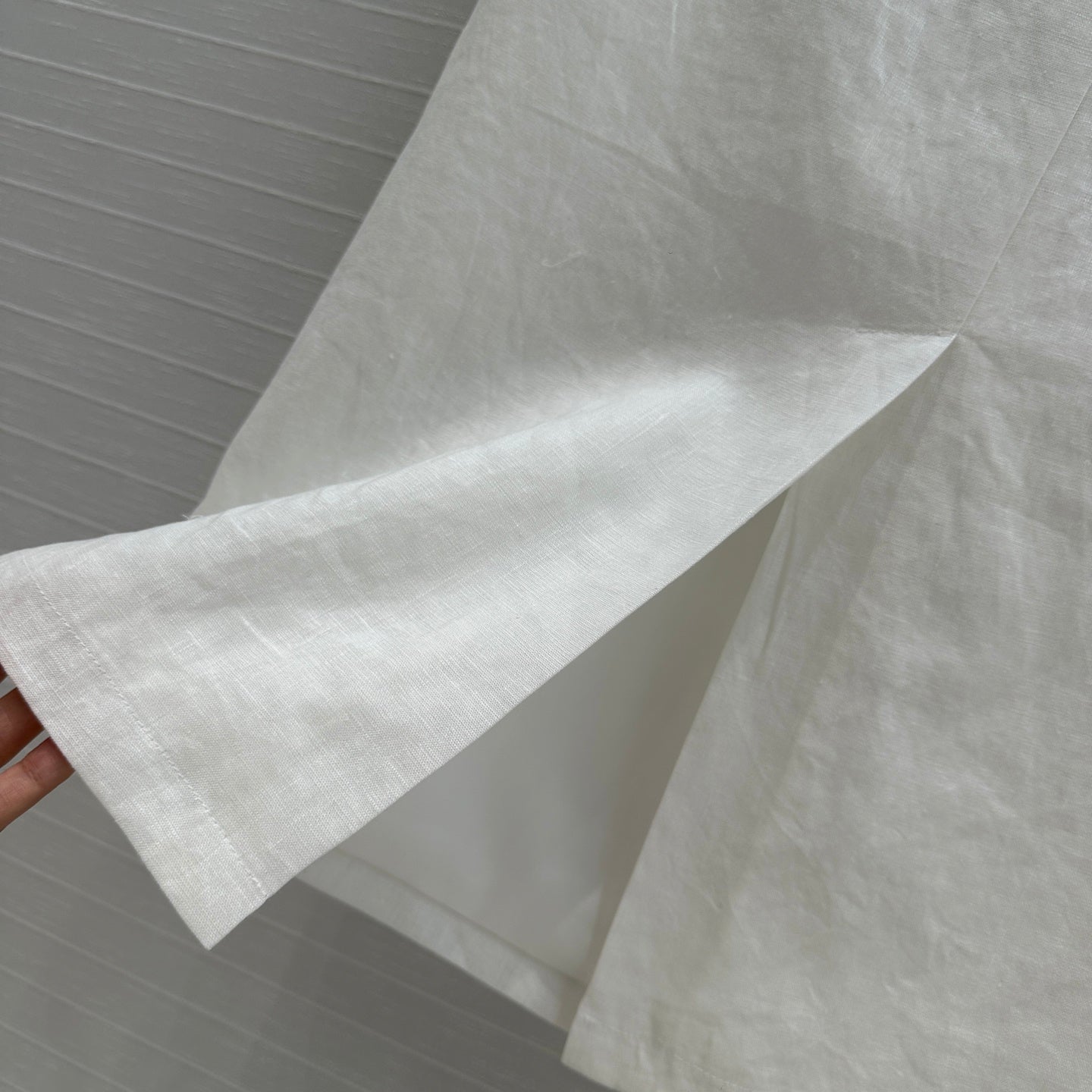 Lo 25ss linen skirt