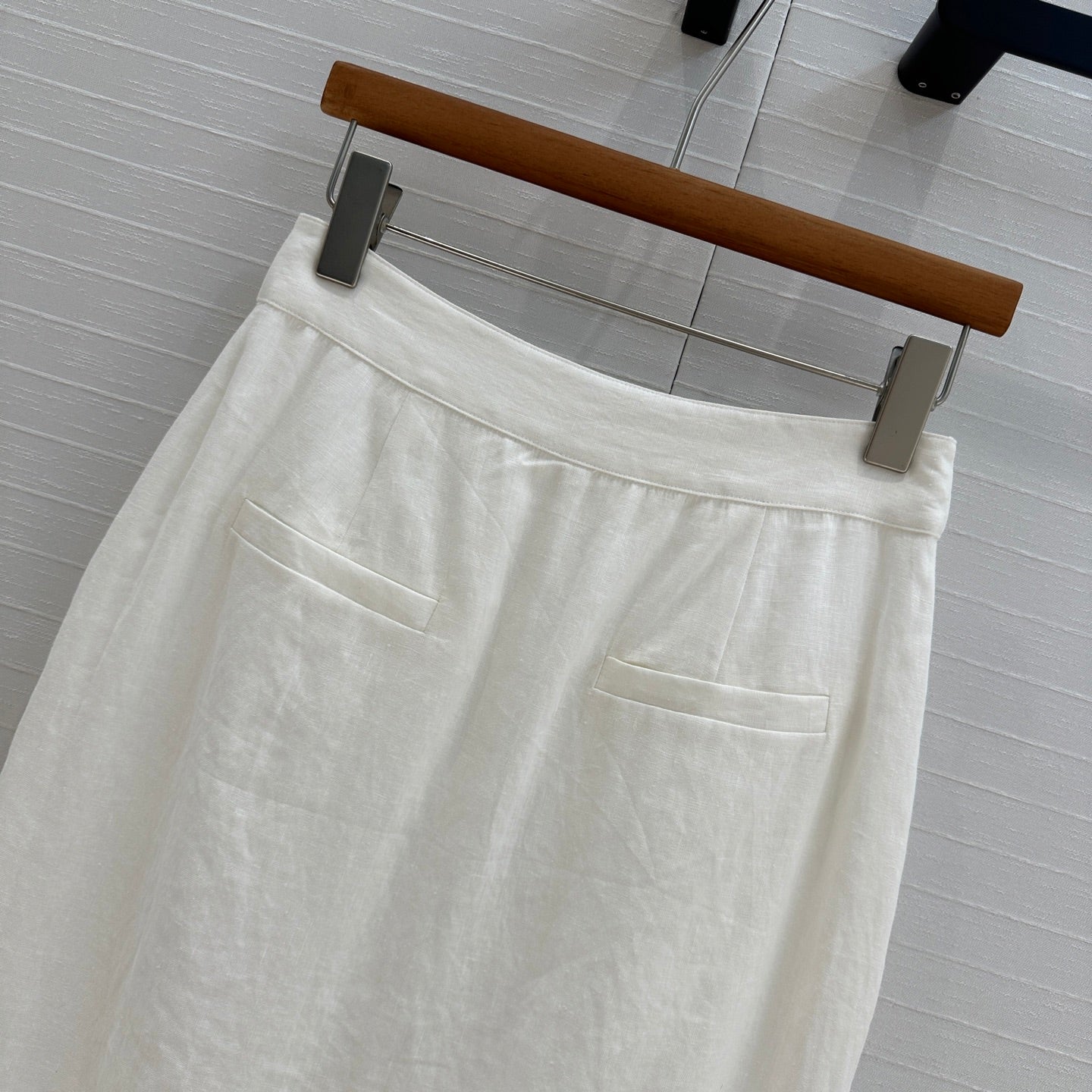 Lo 25ss linen skirt