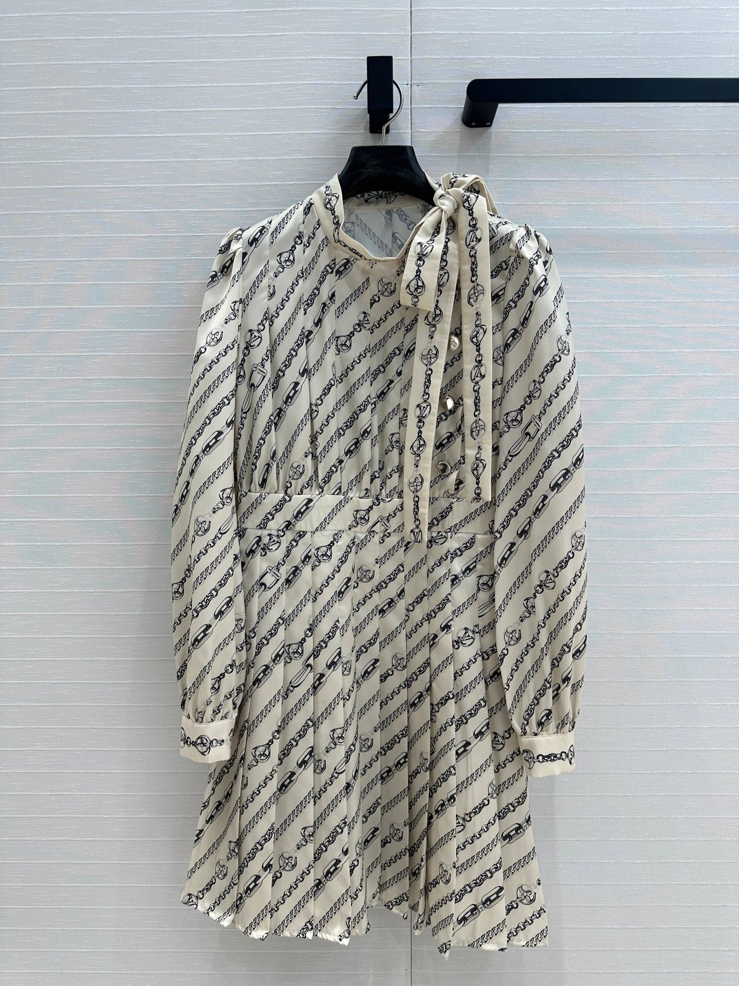 L 25ss monogram dress