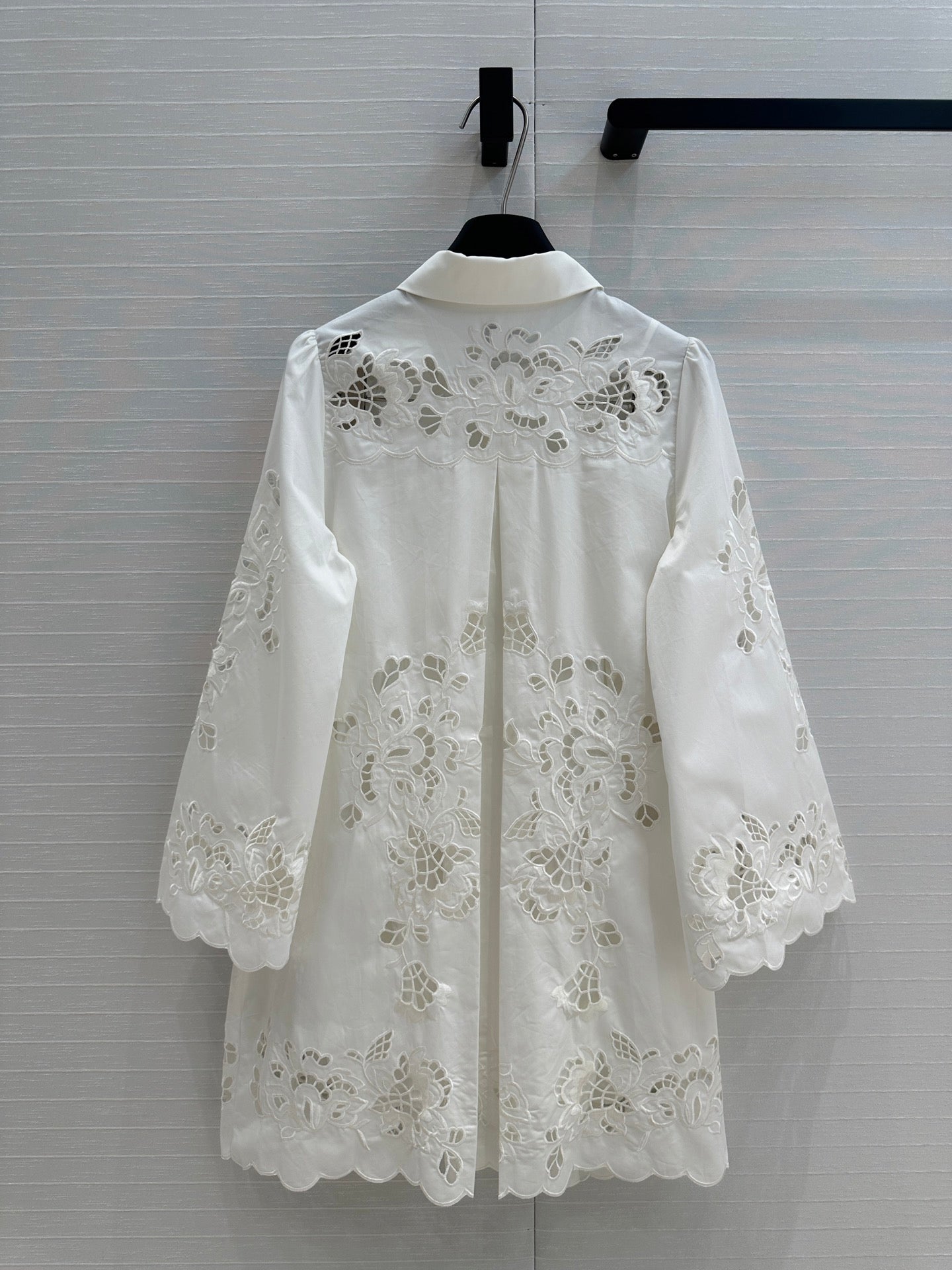 Do 25ss hollow shirt dress